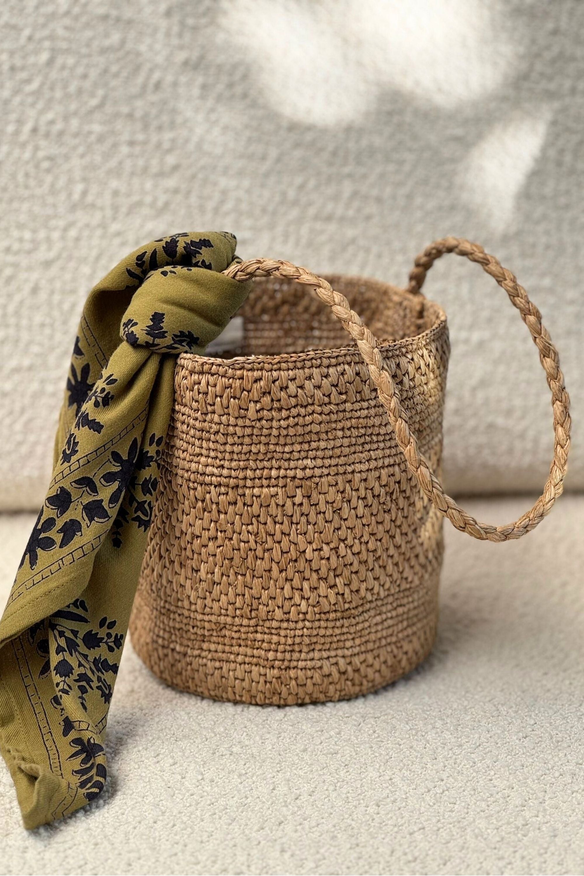 petit sac en raphia faits main, The Clow Company