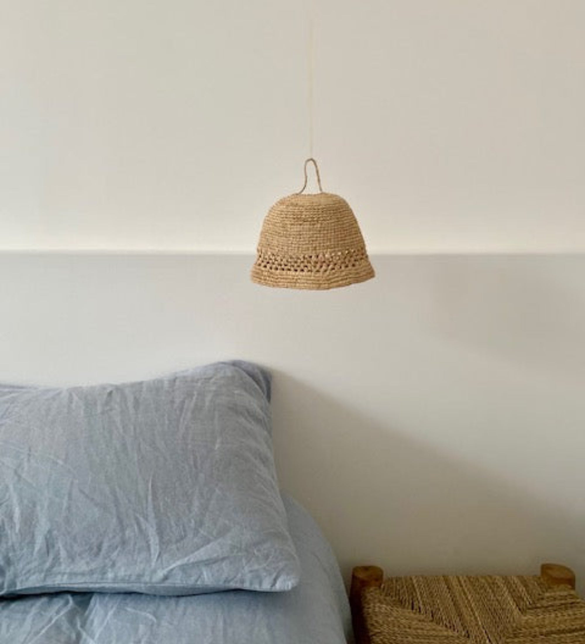 petite veilleuse ajourée en raphia fait main, MINI JIRO naturel