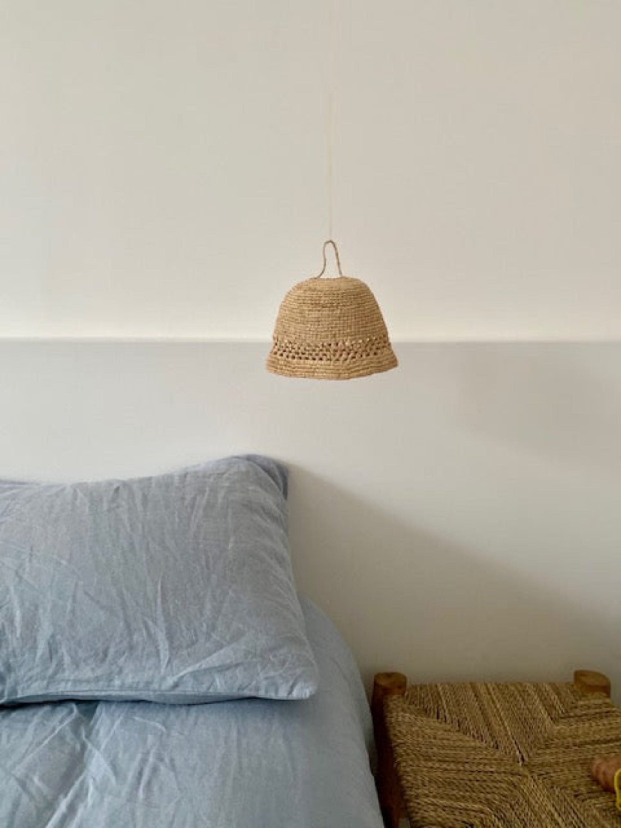 petite veilleuse ajourée en raphia fait main, MINI JIRO naturel