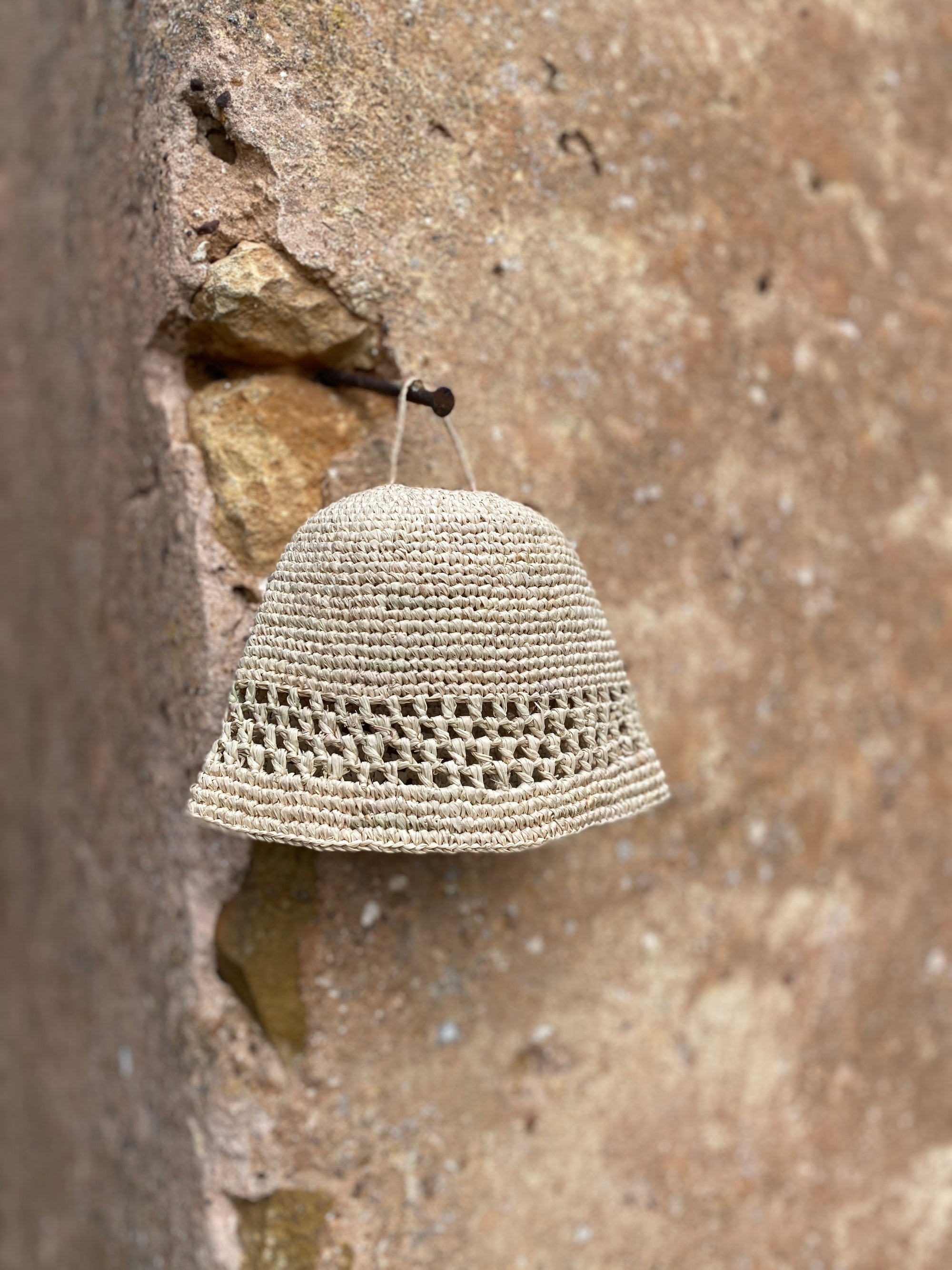 Suspension en raphia naturel fait main, MINI JIRO