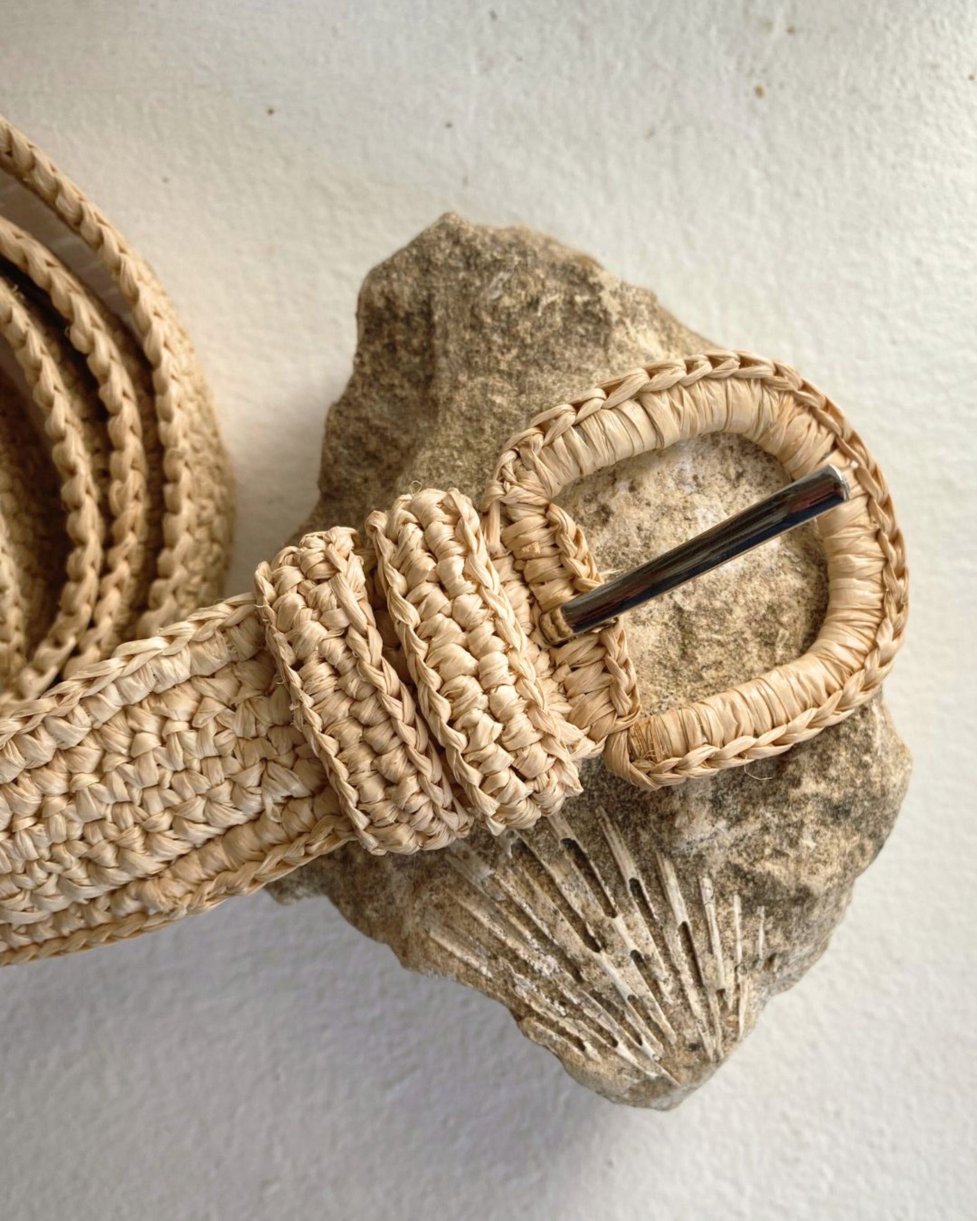 Ceinture à boucle en raphia naturel fait main - KIBA