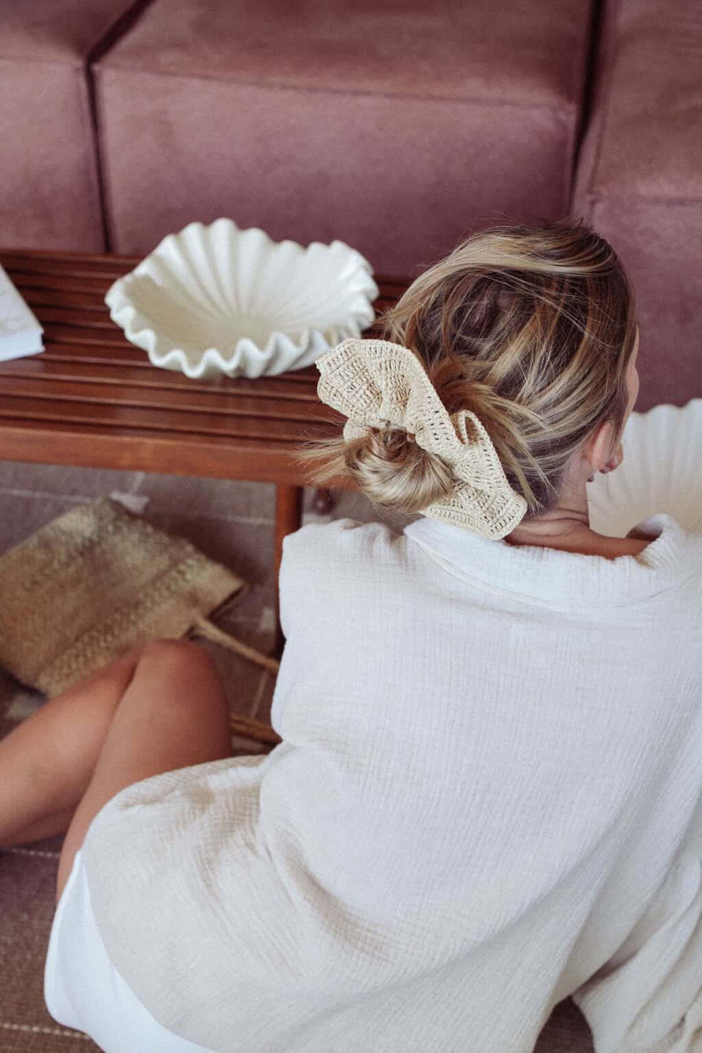 coiffure chignon avec grand chouchou en crochet naturel fait main