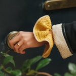 Chouchou en crochet de raphia jaune fait main - BIBY I The Clow Company