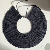 Plastron en crochet de raphia noir fait main