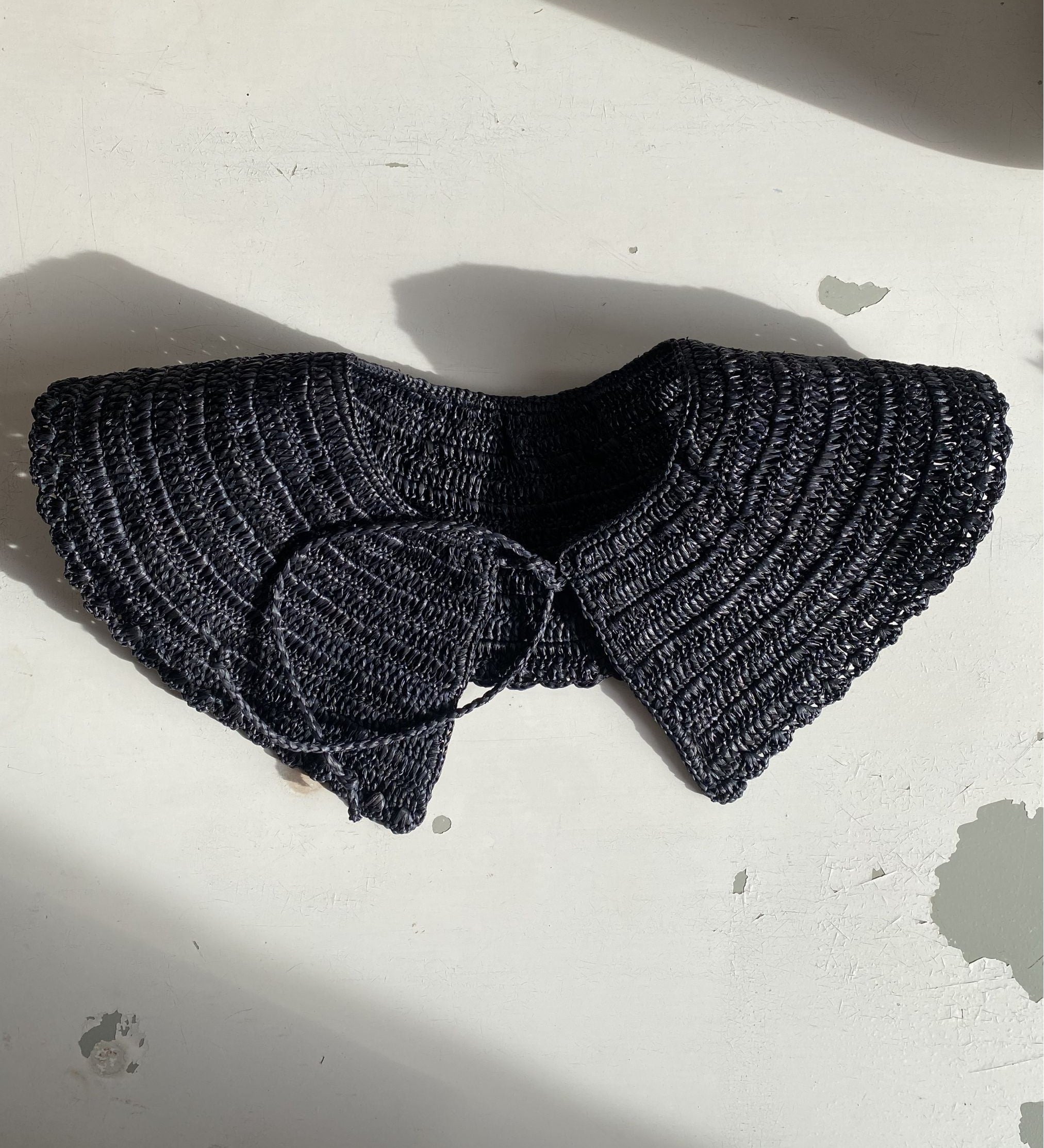Col amovible en crochet de raphia fait main, KINTANA noir
