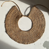 Plastron en crochet de raphia fait main