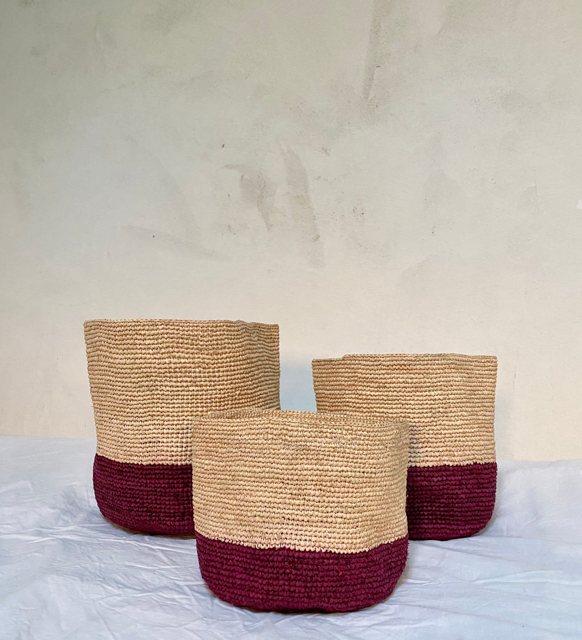 Petits paniers hauts en raphia faits-main - TRIO TANA bordeaux 