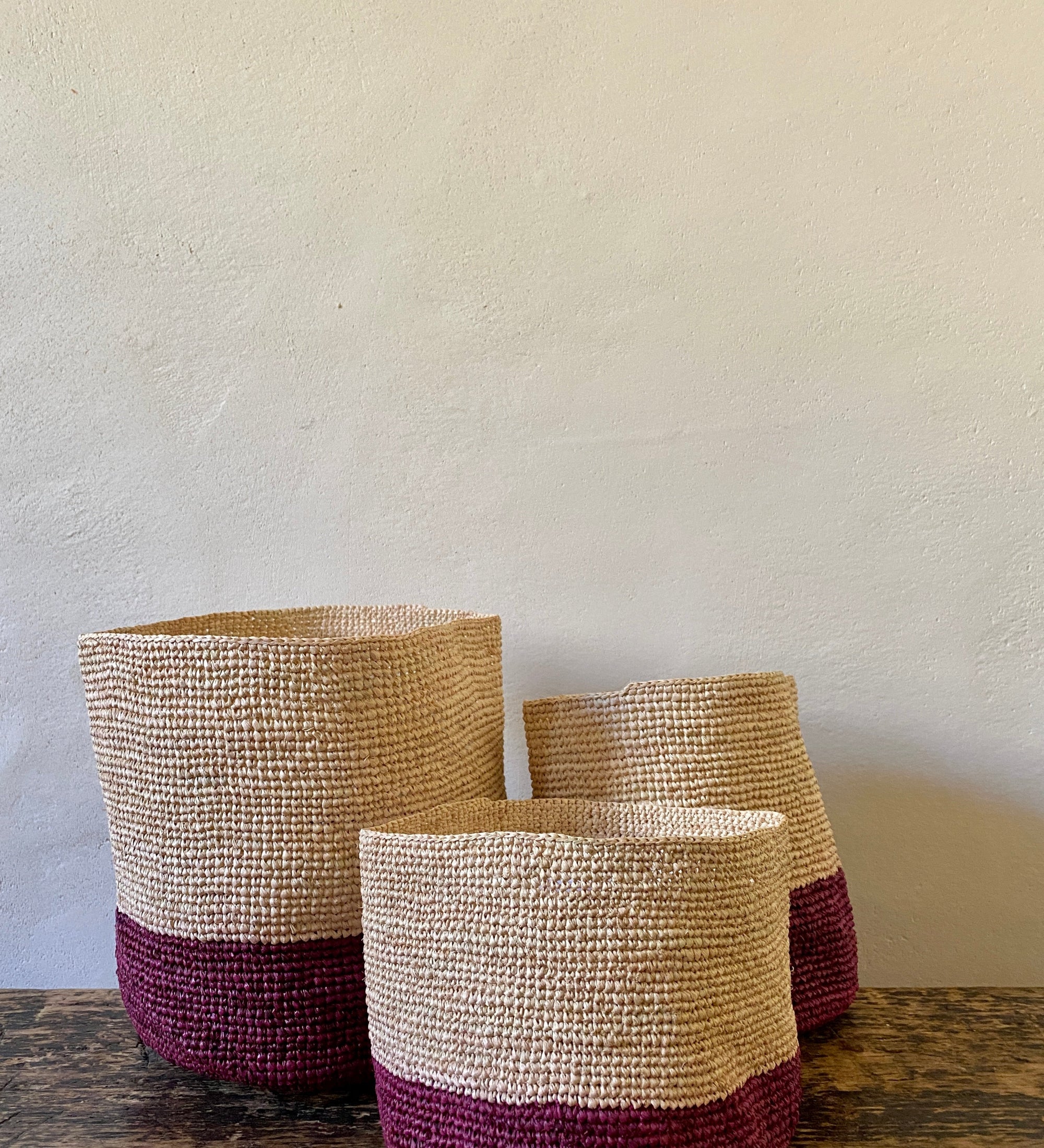 Paniers de rangement en raphia faits-main - TRIO TANA bordeaux 