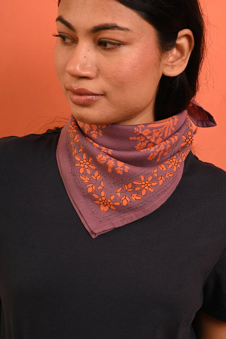 petit foulard en coton imprimé violet et orange