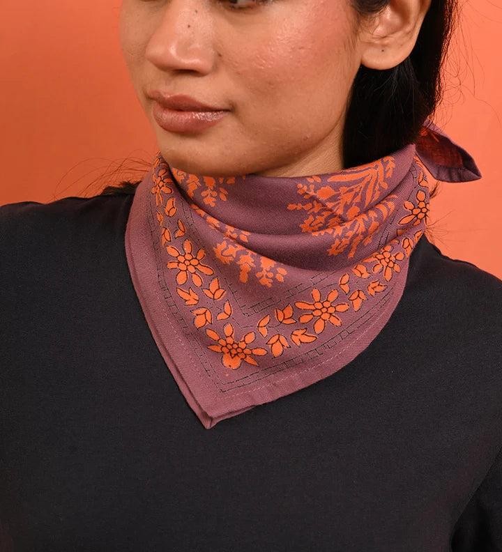 petit foulard en coton imprimé violet et orange