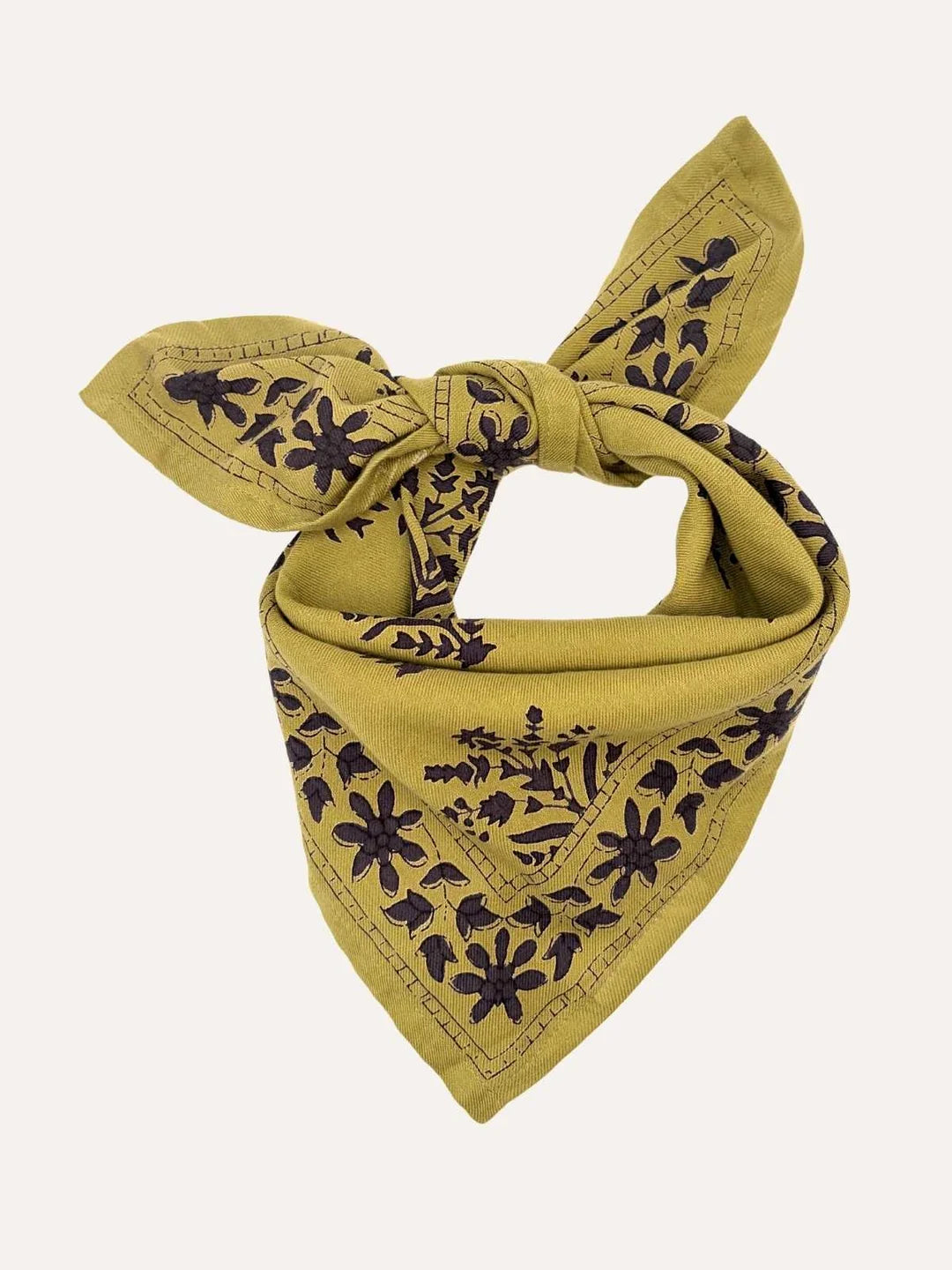 détails du petit foulard en coton imprimé vert olive GALATIE