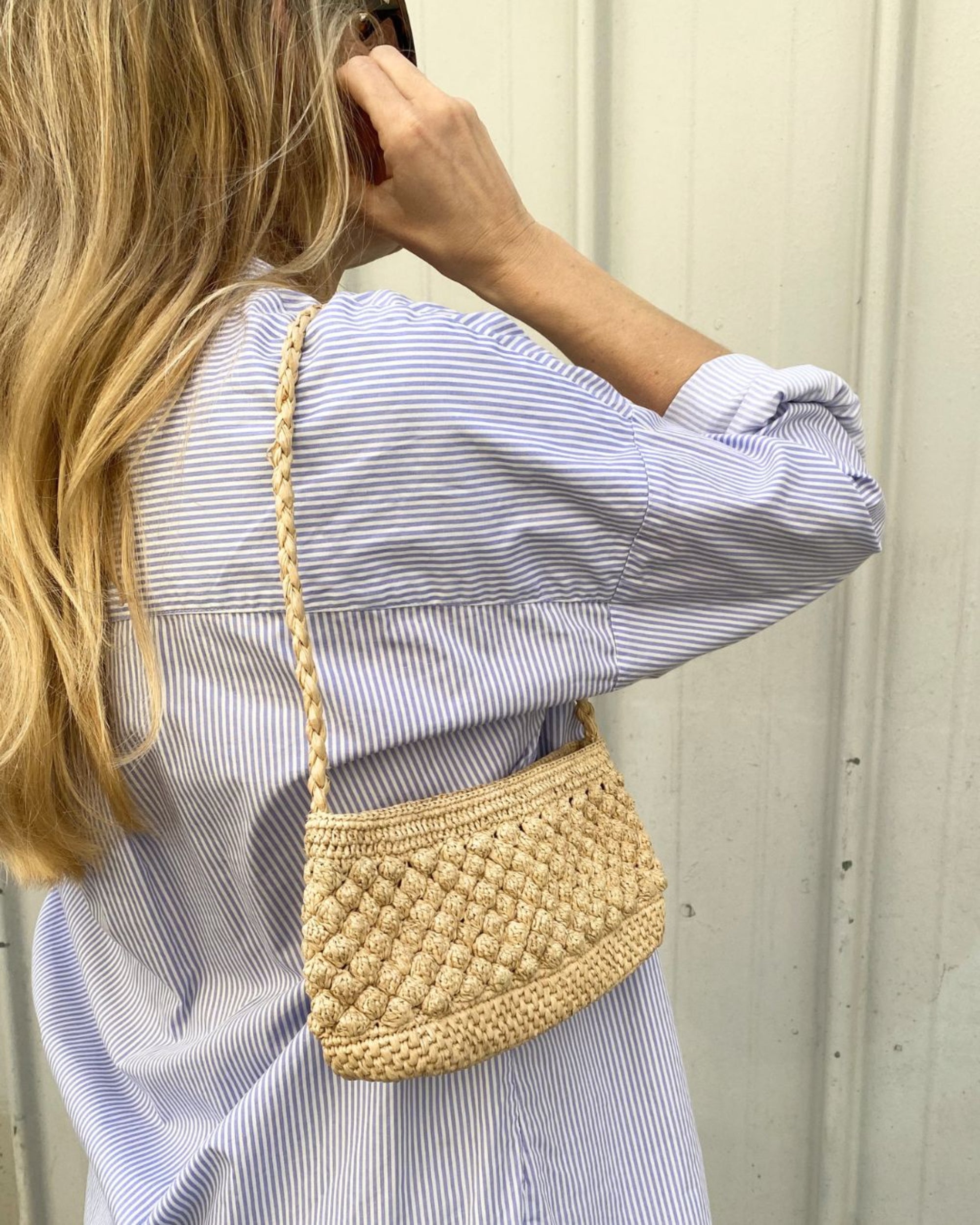 petit sac baguette en crochet de raphia naturel, BAO 