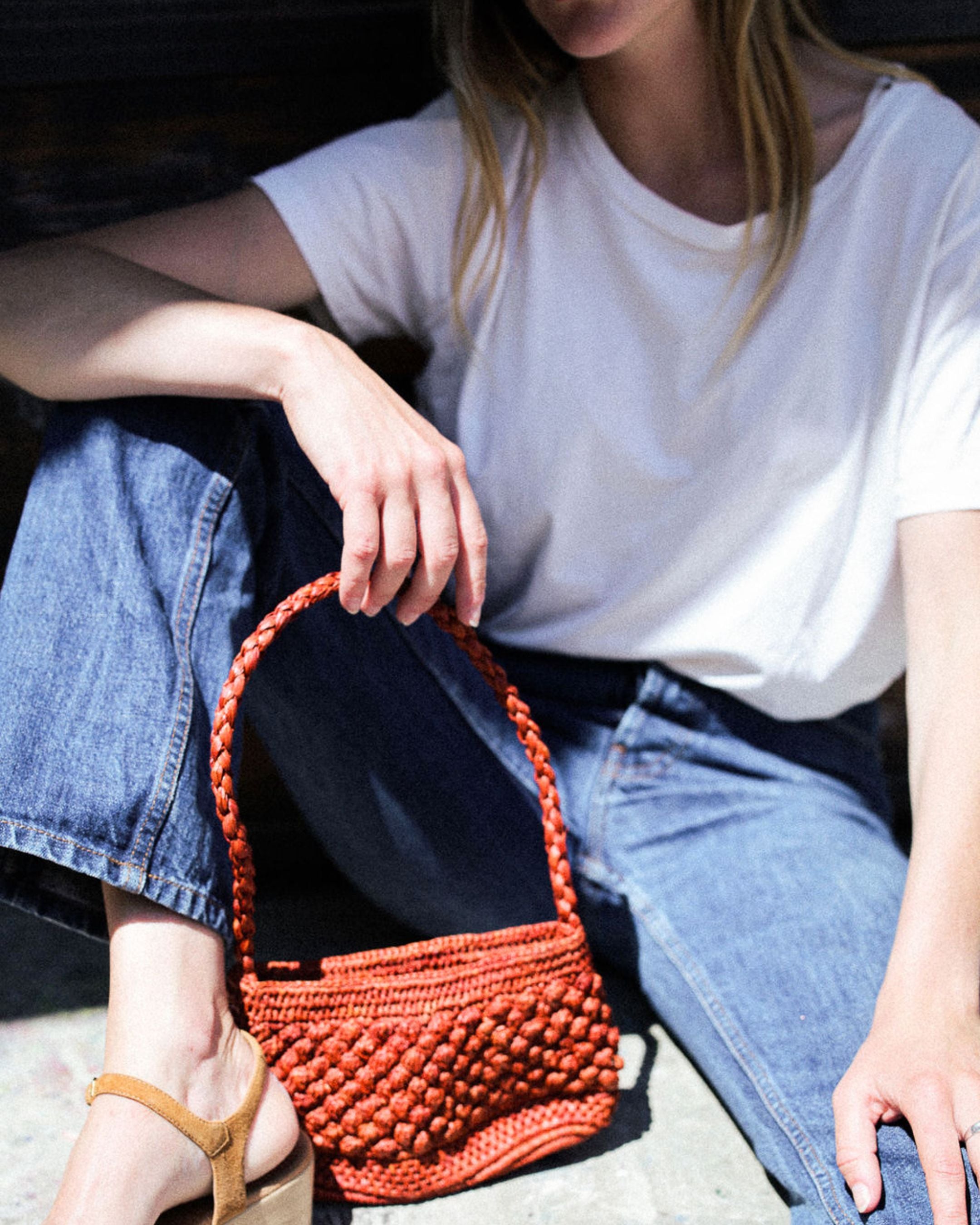 petit sac baguette terrcotta en raphia boules, BAO sienne