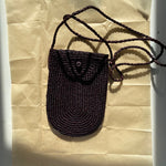 pochette à bandoulière ajustable pour téléphone en raphia chocolat