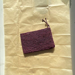 petite pochette en crochet de raphia bordeaux