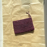 petite pochette en crochet de raphia bordeaux