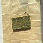 petite pochette en crochet de raphia vert pistache 