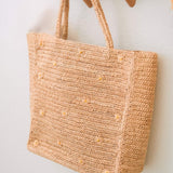 Détails du sac à main en raphia naturel fait main et brodé de fleurs - LÉO