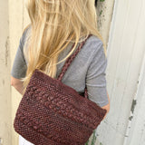 cabas en crochet de raphia chocolat fait main, MINI OLIKA 