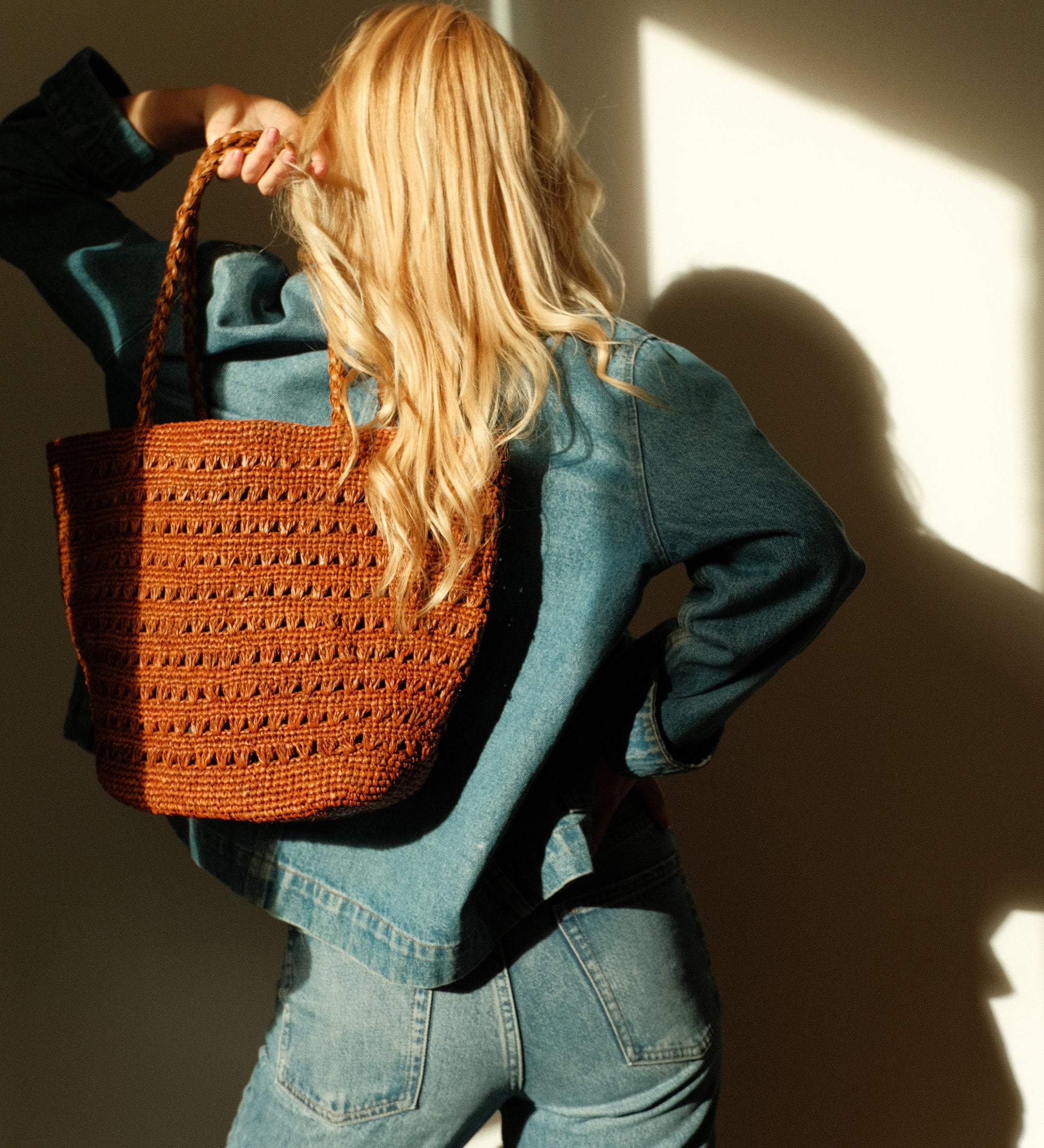 Sac cabas en raphia cannelle fait main -PALMA