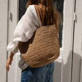 Sac cabas en raphia fait main porté à l'épaule - PALMA thé