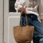 Sac cabas ajouré en raphia fait main - PALMA thé