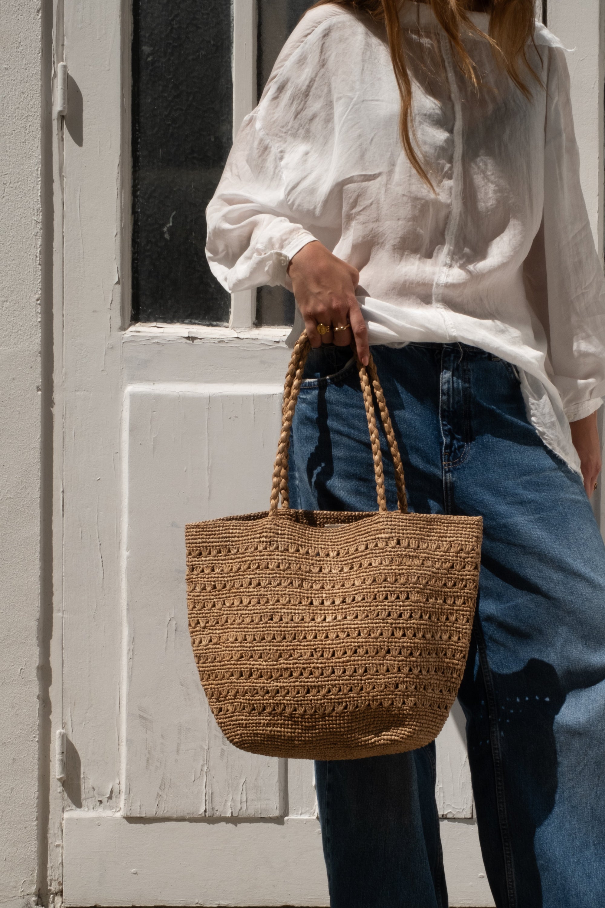 Sac cabas ajouré en raphia fait main - PALMA thé