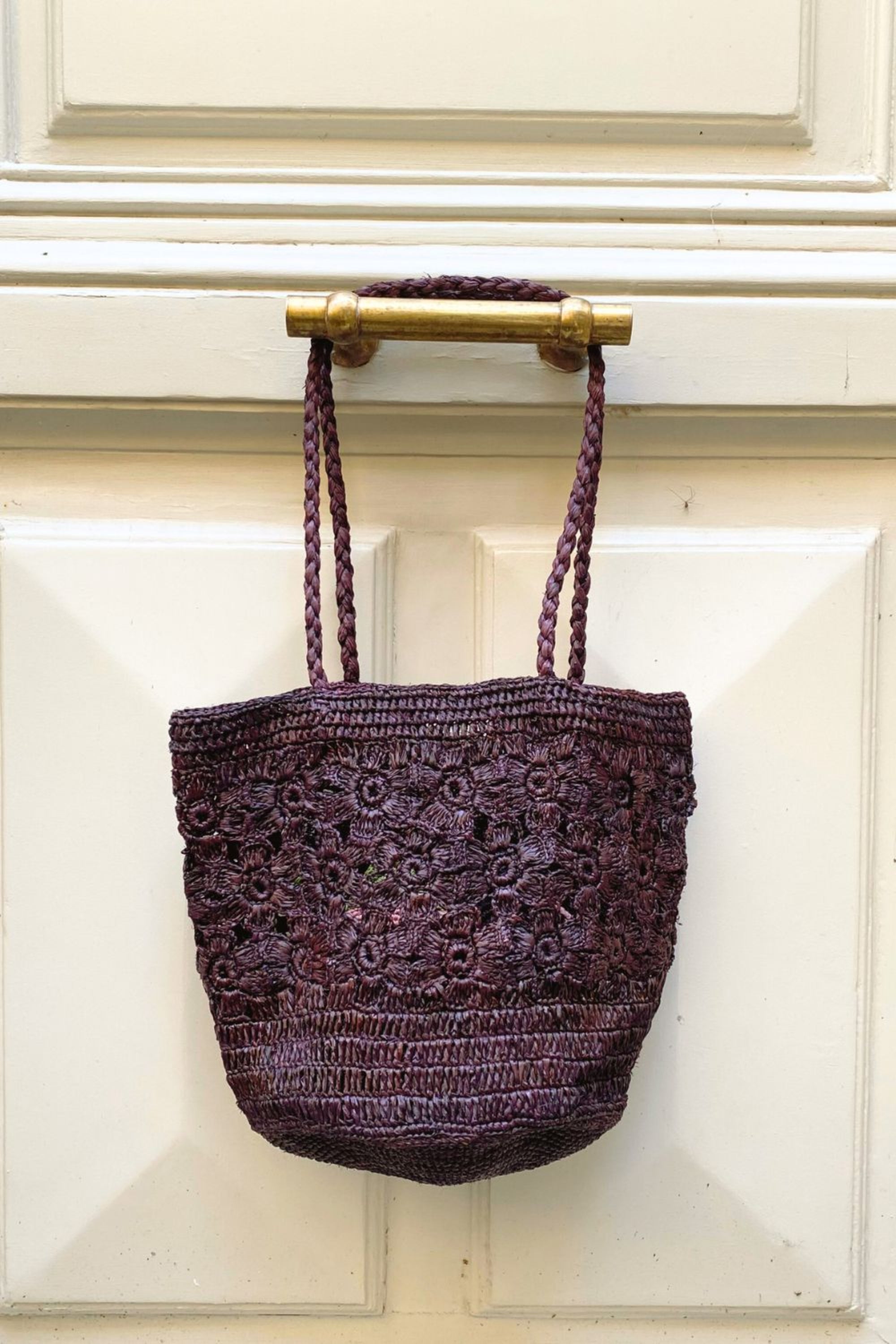 Détails du sac seau en crochet de raphia fait main- FLORES chocolat