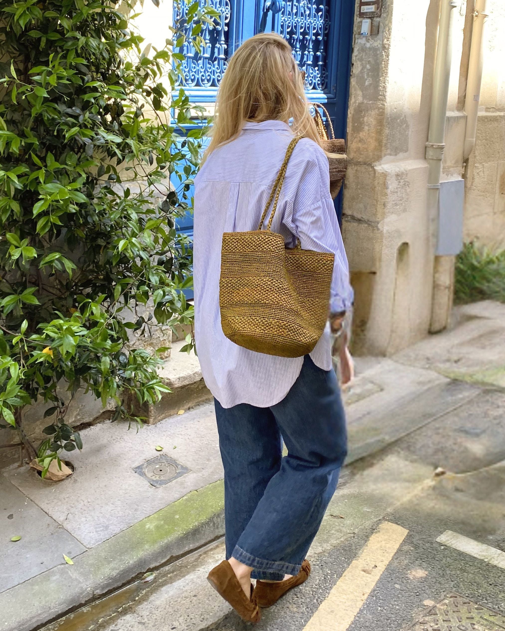 sac seau en raphia porté en ville, BIG SINY automne