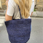 détails du sac seau en raphia fait main, BIG SINY bleu marine