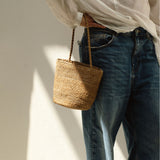 Sac seau en raphia thé fait main porté main – SINY