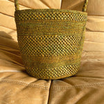 Sac seau en raphia automne posé – SINY