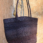 Sac seau en raphia chocolat fait main – BIG SINY