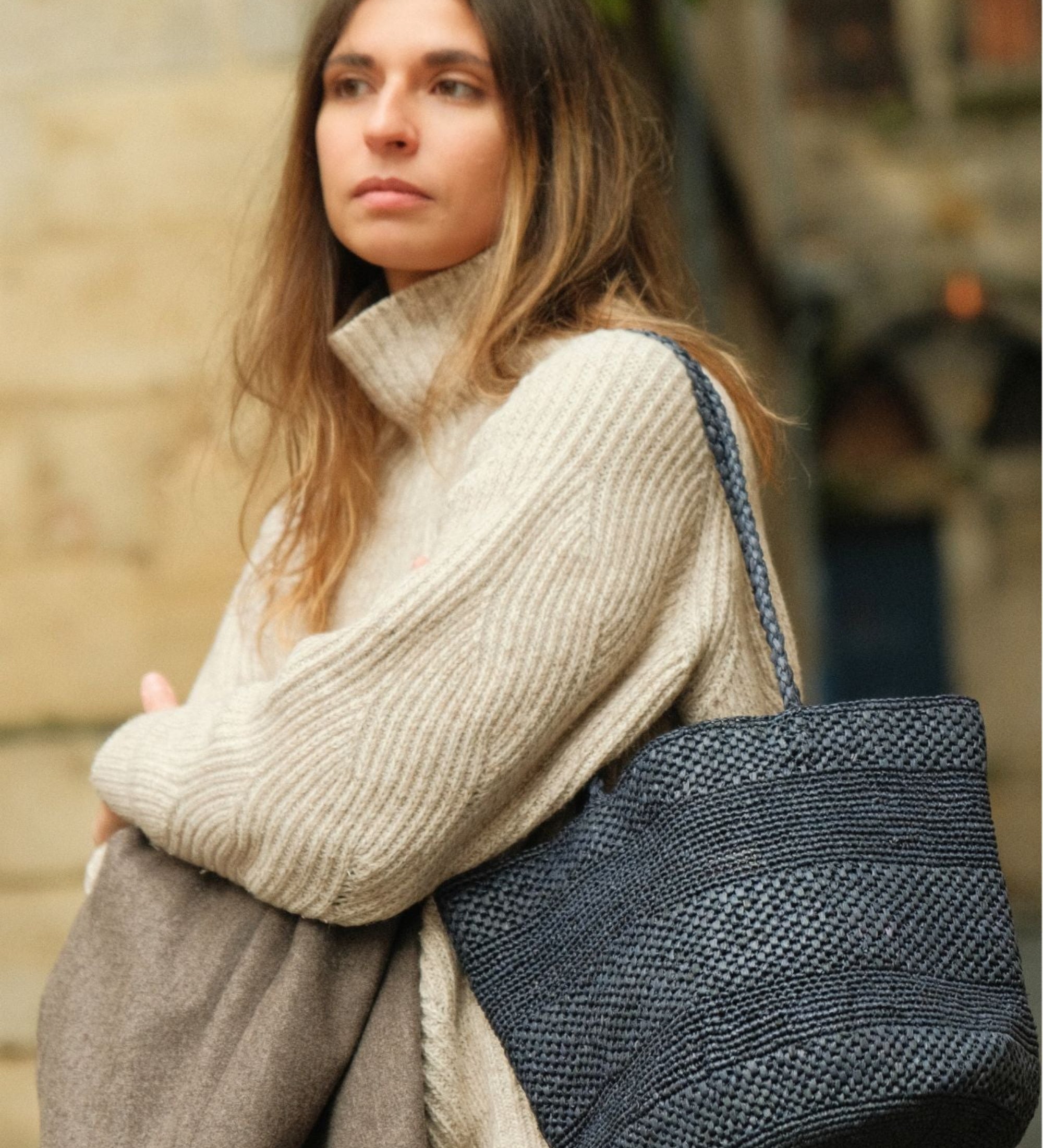 Sac seau en raphia marine fait main porté épaule– BIG SINY