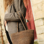 Sac seau en raphia fait main porté main– BIG SINY tabac