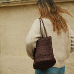 Sac seau en raphia chocolat fait main porté  épaule– BIG SINY