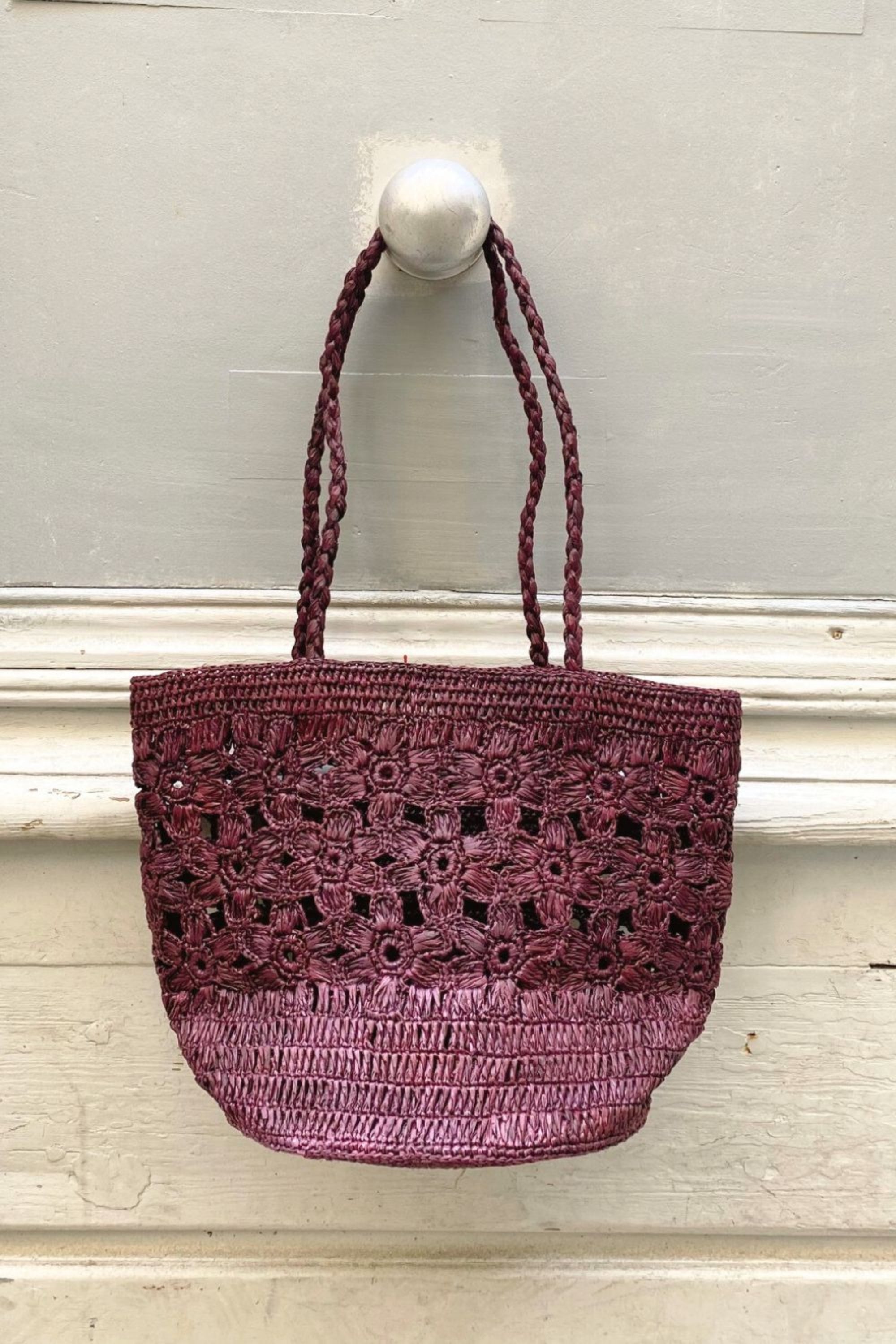 Sac seau en crochet de raphia fleurs fait main- FLORES bordeaux