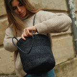 Sac seau en raphia fait main porté épaule – BIG SINY marine