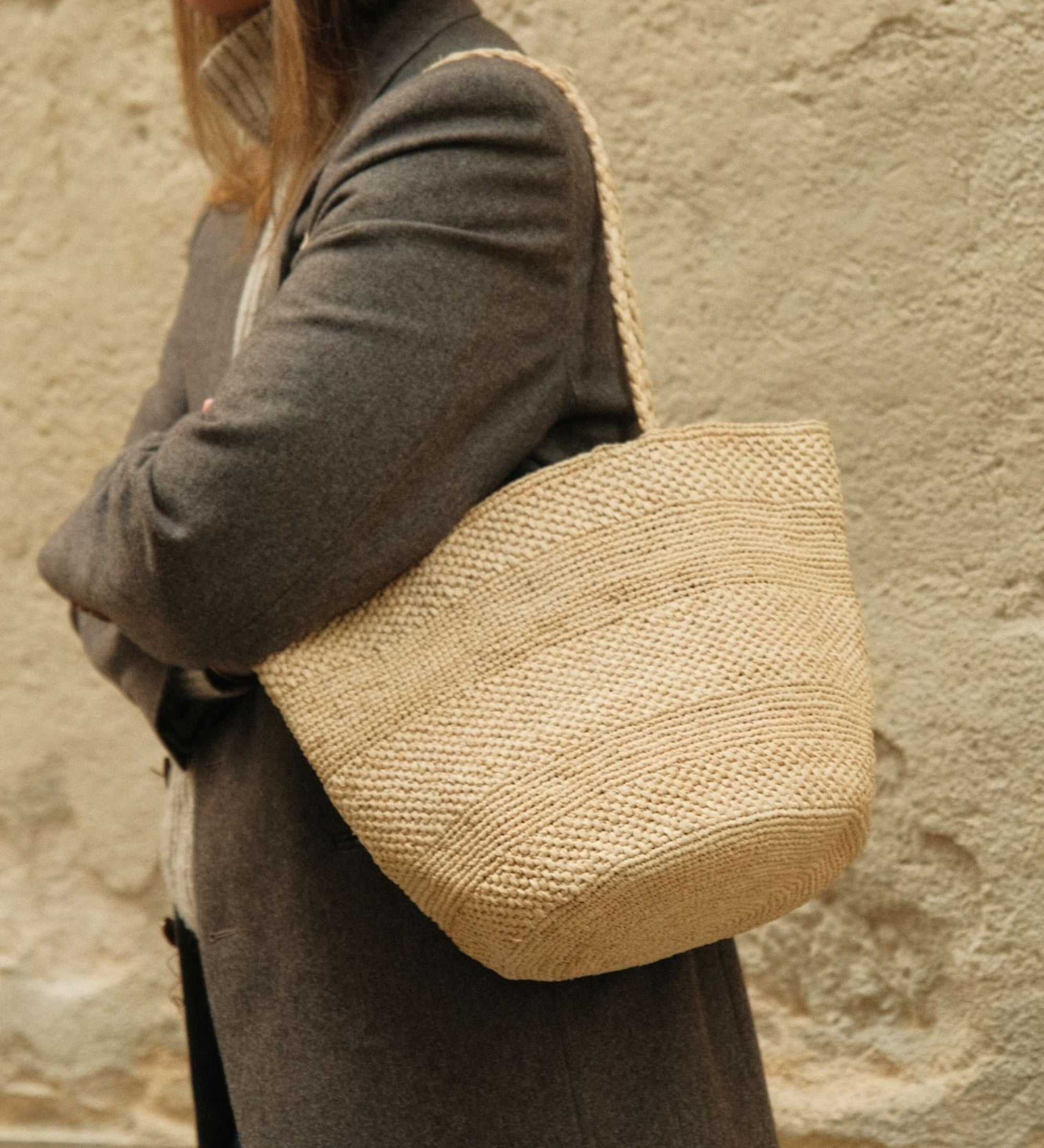 Sac seau en raphia naturel fait main porte épaule– BIG SINY