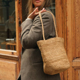 Sac seau en raphia thé fait main porté épaule– BIG SINY