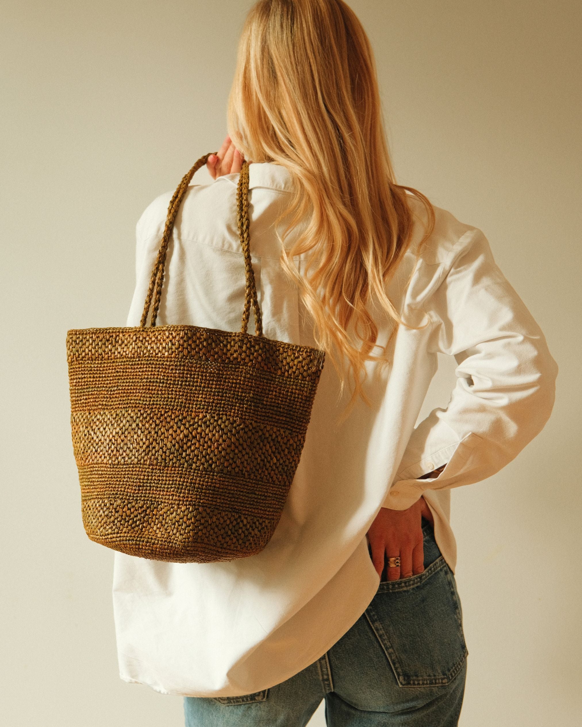 sac seau en crochet de raphia fait main, BIG SINY automne I The Clow Company