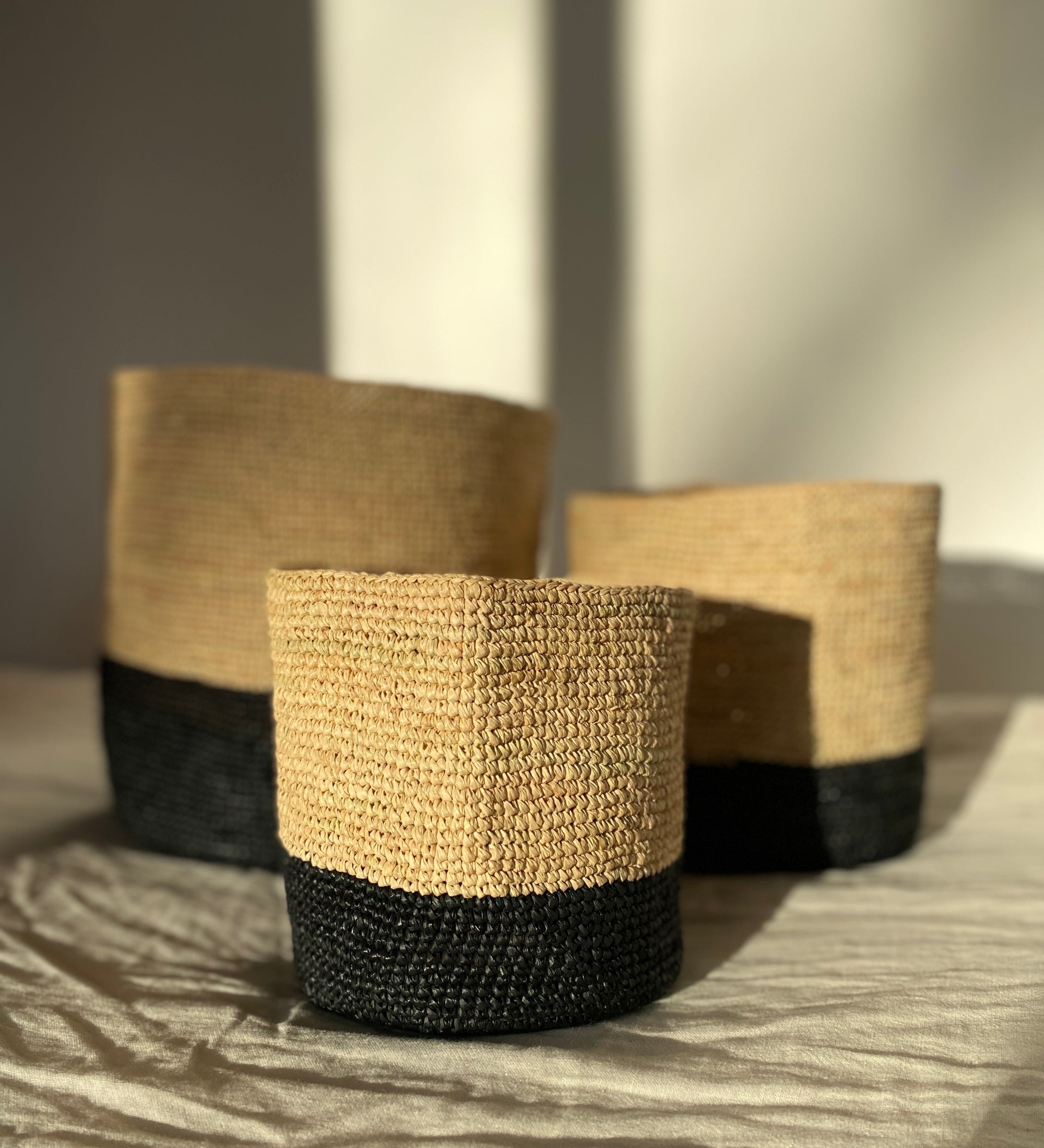 Trio de paniers en crochet de raphia faits-main -TRIO TANA noir