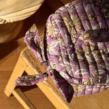 details du vanity en coton imprimé matelassé carthage lilas